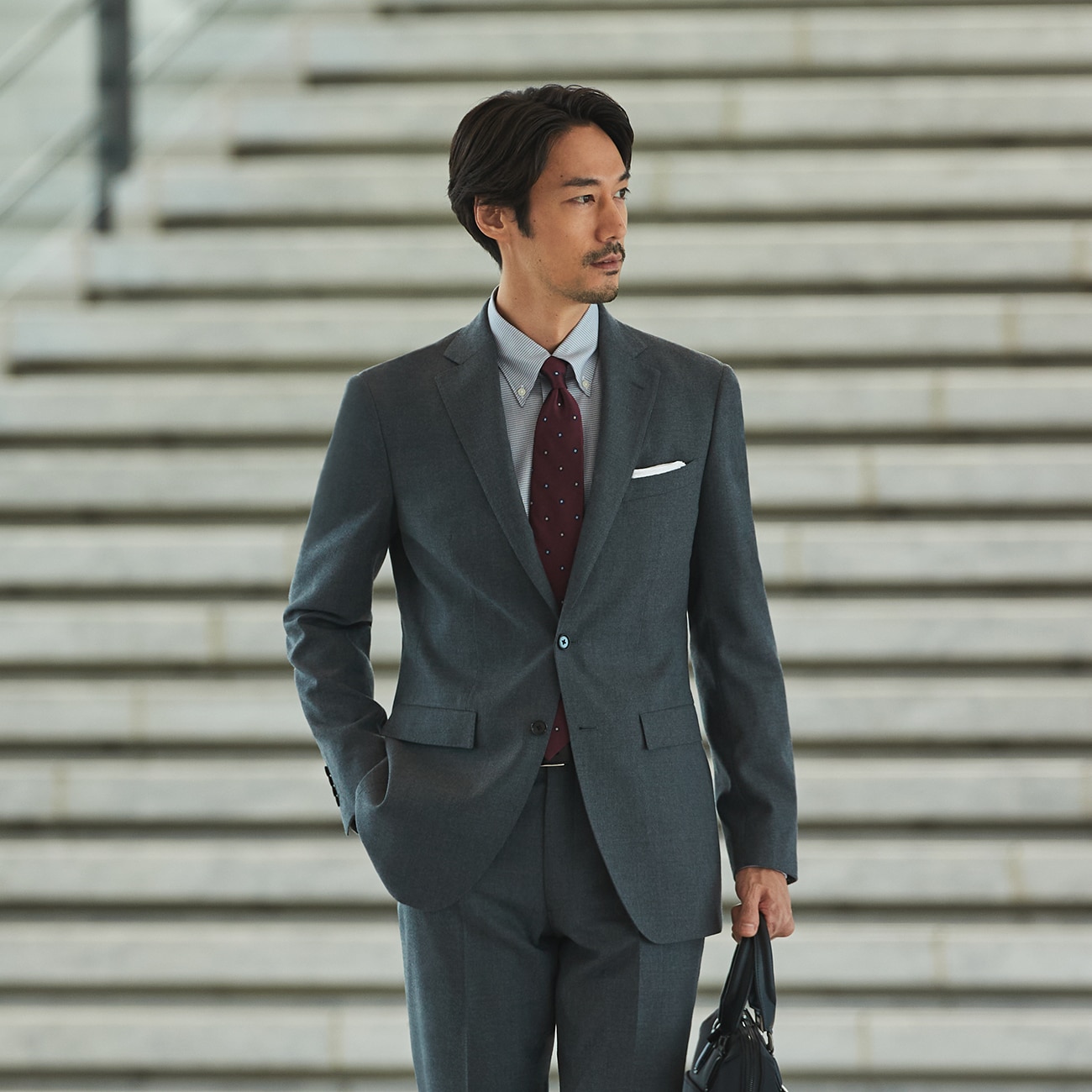 アウトレット]ウールブレンドスーツ タスマニアミルド 無地 2つボタン