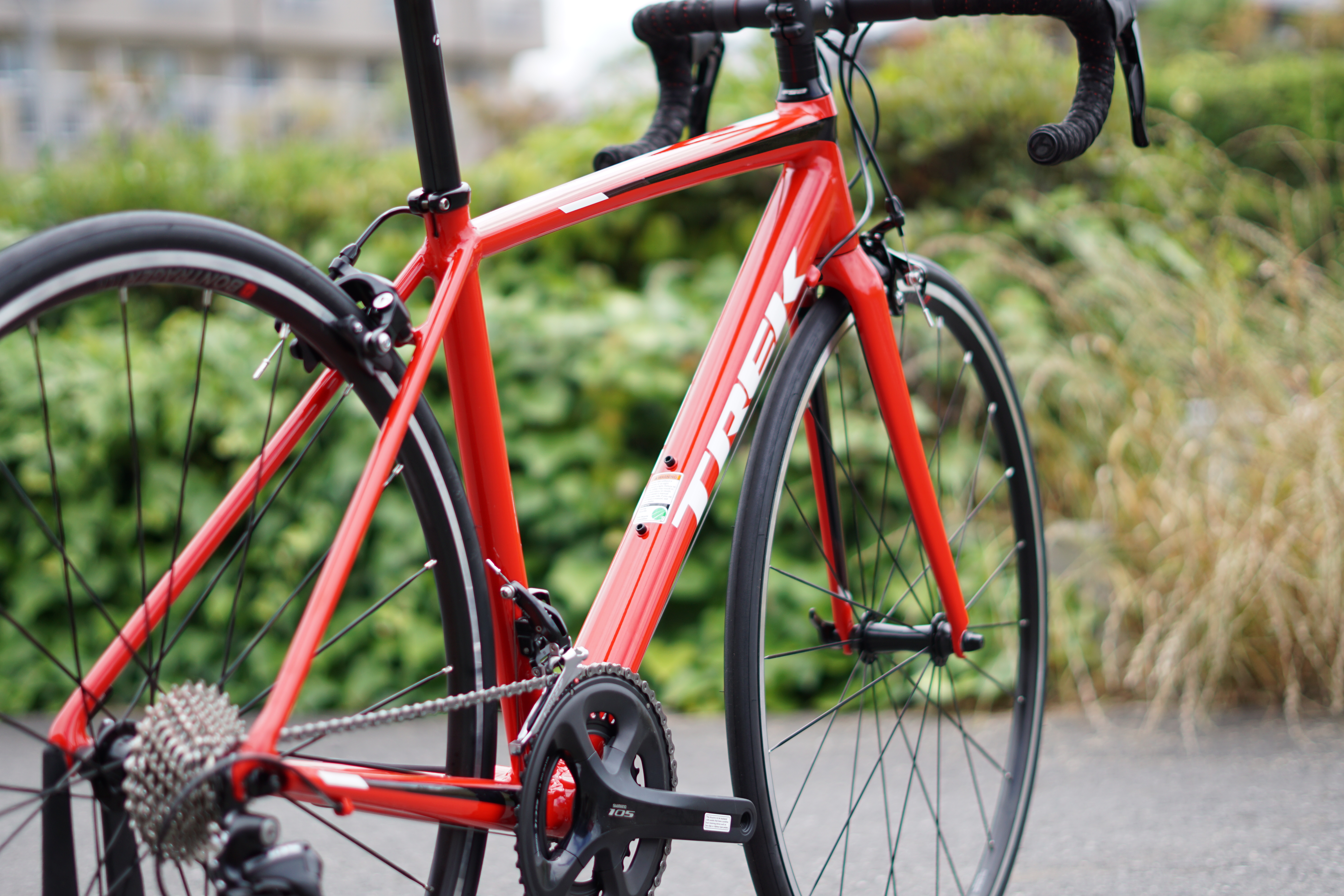 2018年先行導入モデル！TREKの最先端アルミバイク「EMONDA ALR 5」が