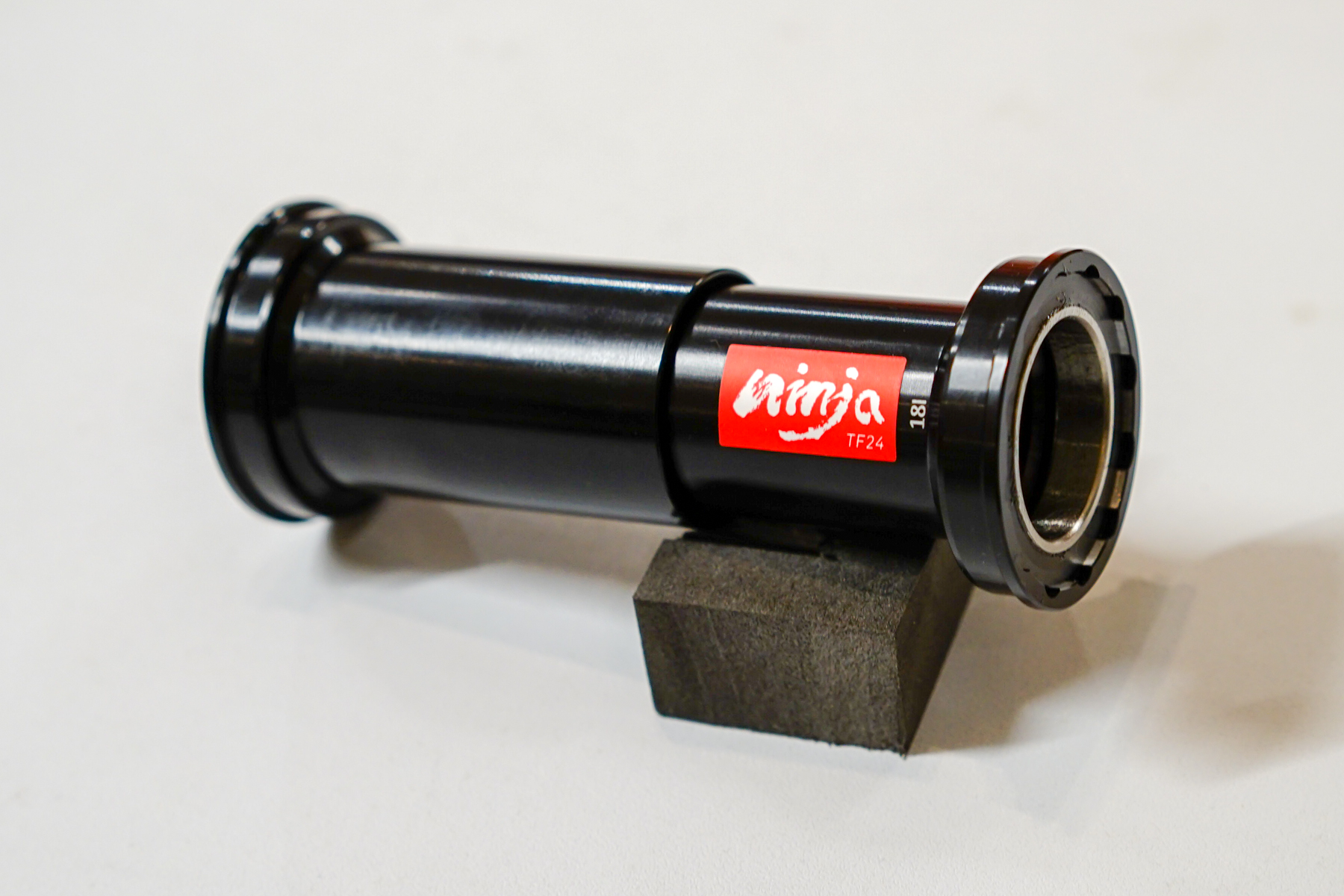 プレスフィットBBの弱点を克服！TOKEN スレッドフィットNINJA BB