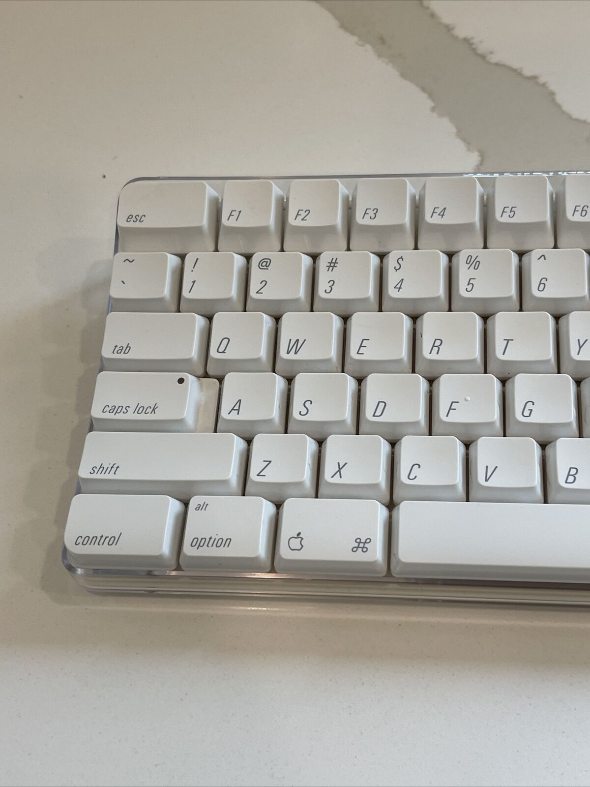 Apple Keyboard A1016 M9270LL/A (2003)