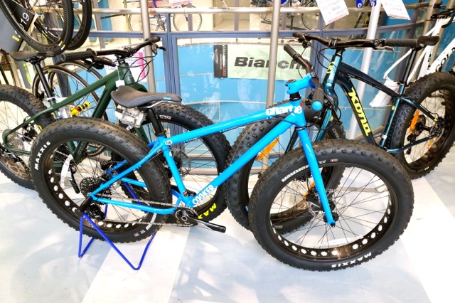 横浜店厳選ファットバイク】雪対策に？！ 極太タイヤの個性派バイク