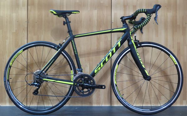 2017年モデル】エアロテクノロジーを手に入れたエントリーバイク