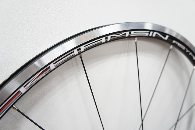 カンパニョーロ「カムシン」のG3でも銀でもない方。 | 九州で自転車を