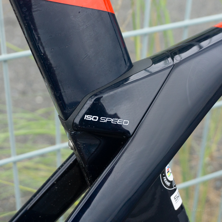 TREK】徹底解剖② 軍事技術を結集？！OCLVカーボンの秘密とは | 広島で