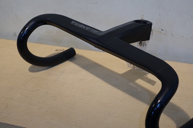 商品紹介】一体型カーボンハンドルを遂に買っちゃいました！！角型形状