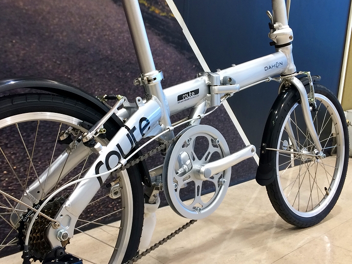 本格的な折りたたみ自転車が泥よけ付きで5万円！DAHONの入門モデル