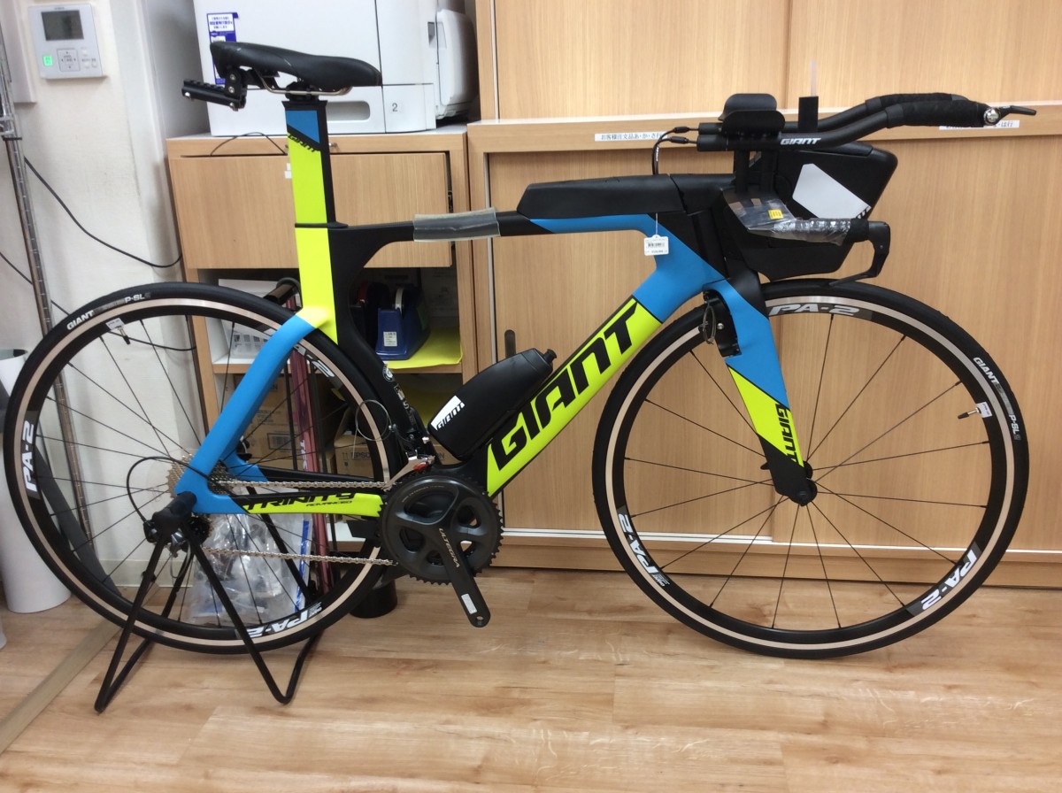 秋乗り】GIANTのトライアスロン特化TTバイク TRINITY ADV2 PRO！！特価