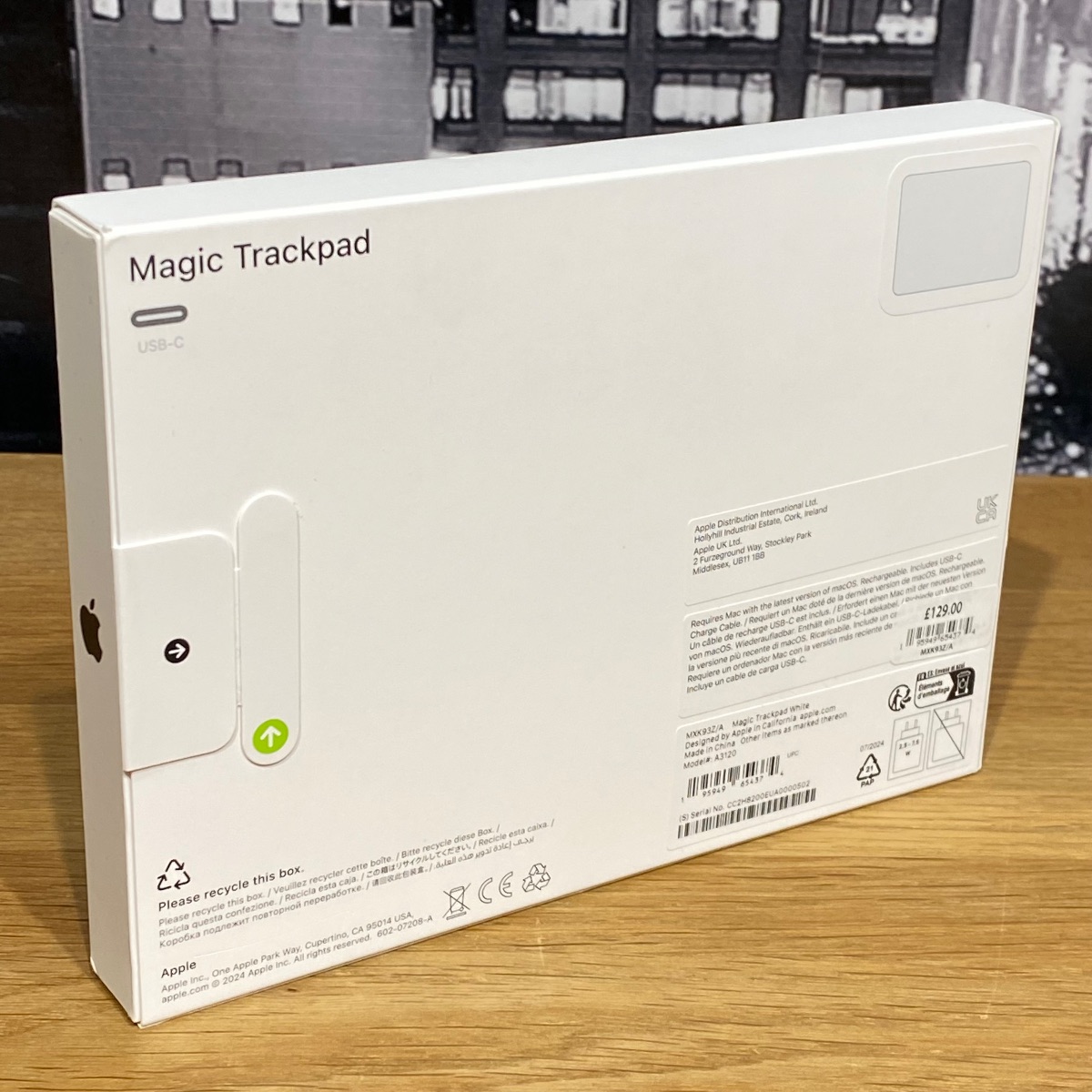 Apple Magic Trackpad 4 White USB-C Bluetooth Mouse A3120 100