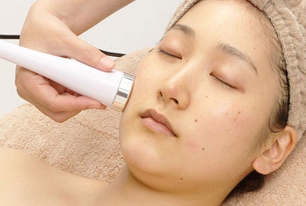 ソニックジェル -たっぷり使える、美容成分を配合した超音波ジェル