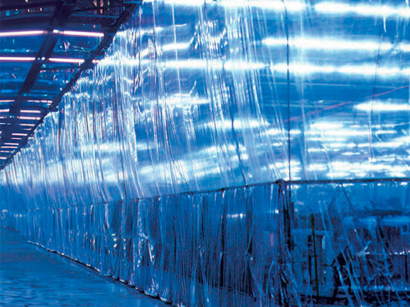 帯電防止の透明ビニールカーテン｜アキレスマジキリⅡ | お取り扱い