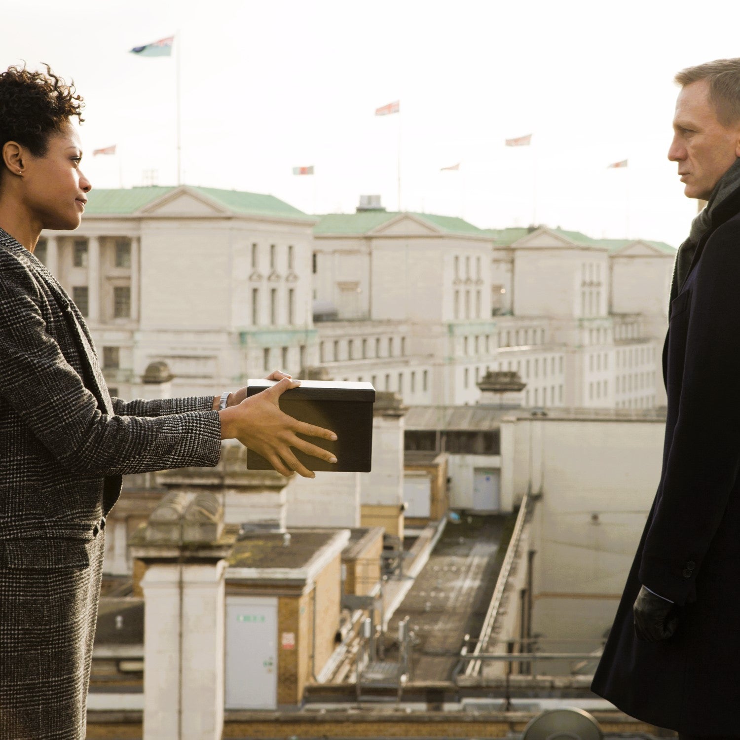 Royal Doulton Jack The Bulldog No Time To Die Edition | 007Store