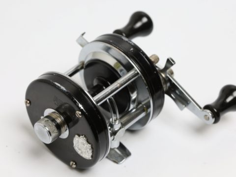 5001C – Tackle Shop Sunnyday