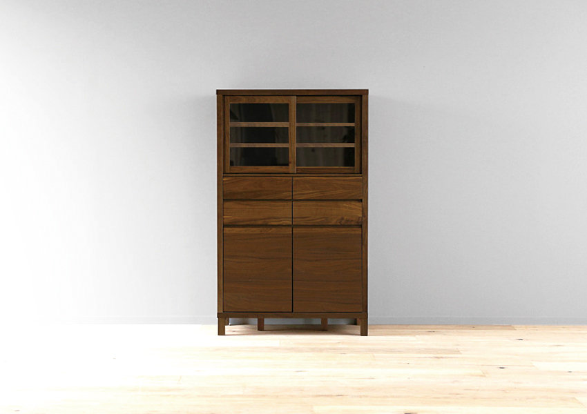 カノ 85カップボード WALNUT(W85×D42×H139cm)税込￥218,000 | 高野木工