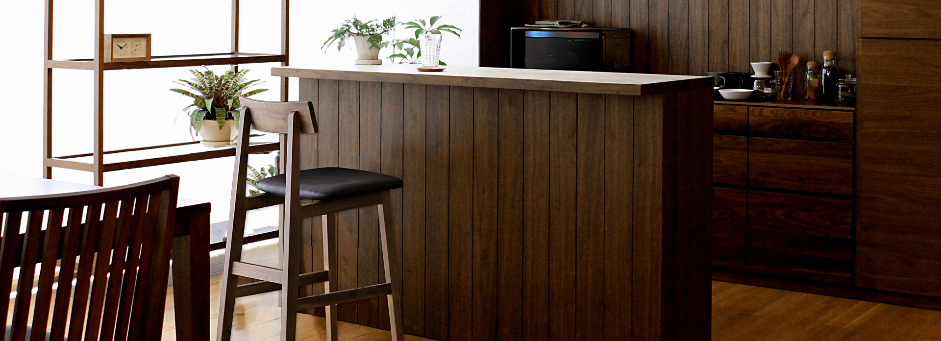 ヴィネ 120下台 WALNUT (天板別売り)(W120×D37×H88cm)税込￥138,000