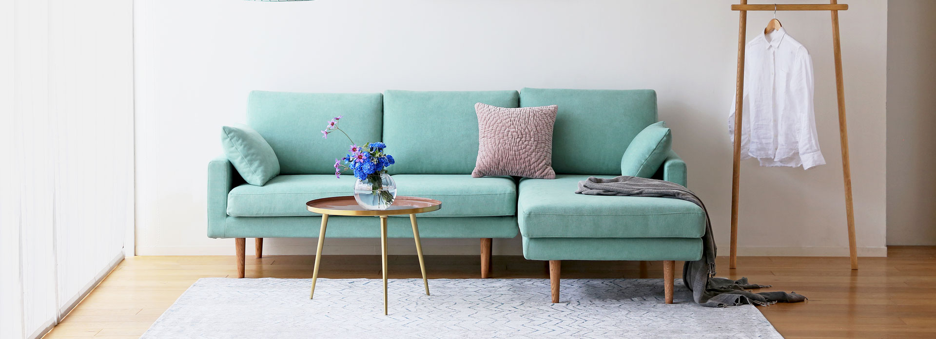 レオ カウチソファ DARK GRAY (W214×D156×H82cm)税込￥208,000