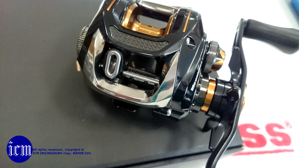 Megabass IP68 L/R: ICMルアーフィッシングクラブ