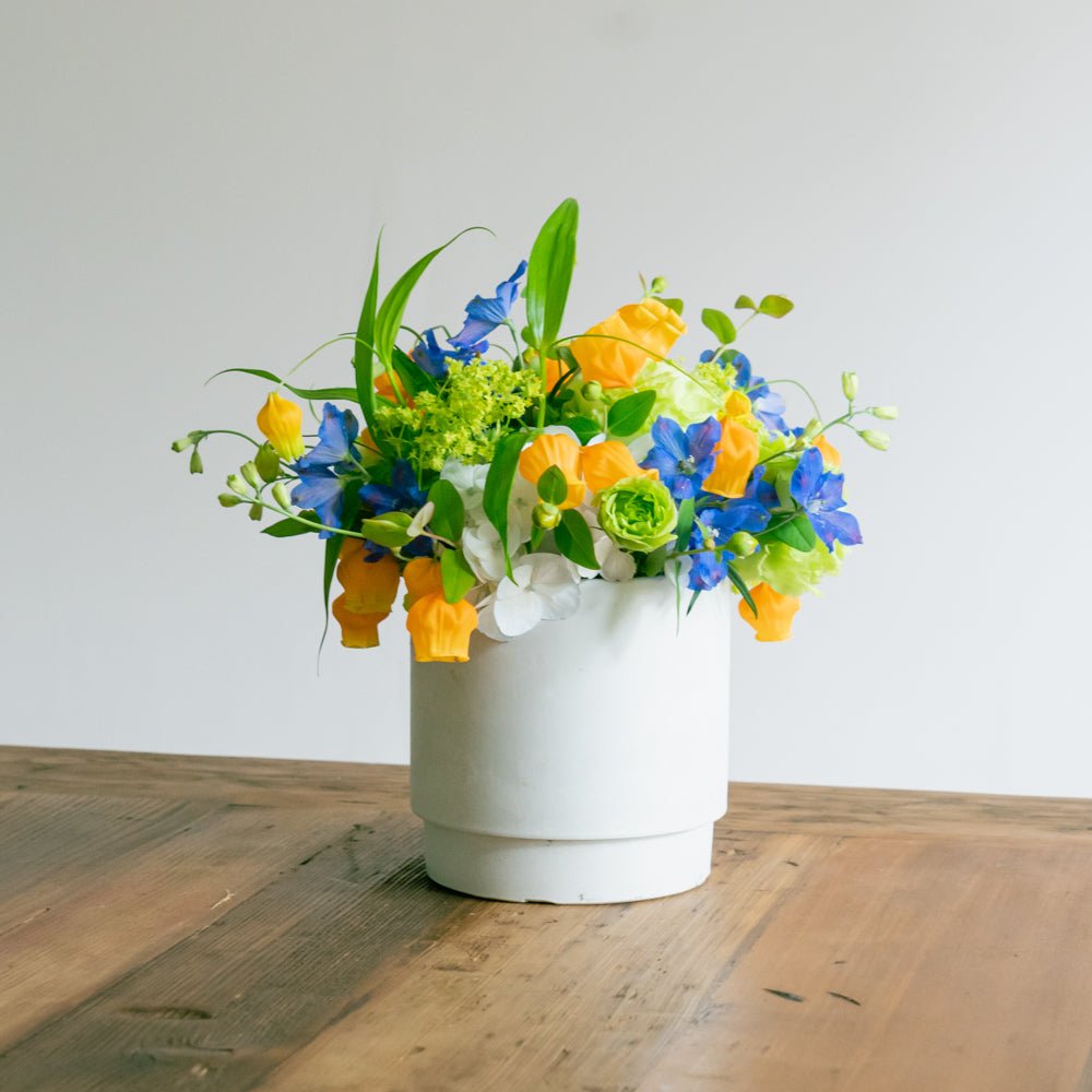 サンダーソニアのギフトならFlower&Plants tette │「手から手へ、想い