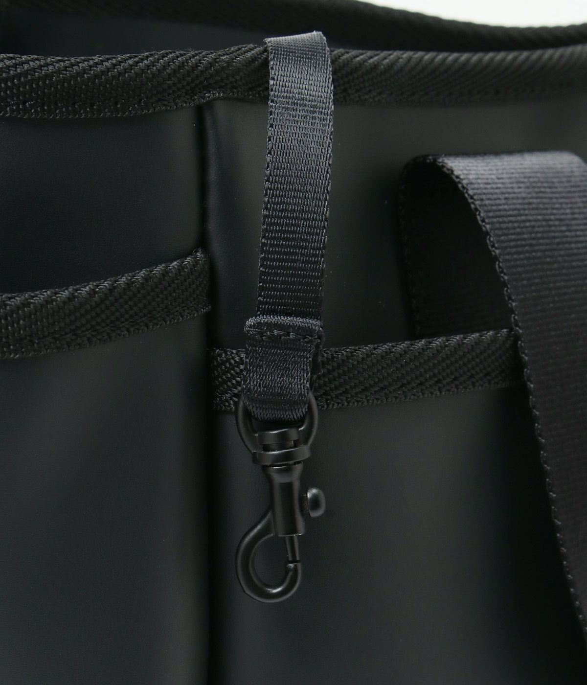 LEATHER ROUND BAG | TFW49（ティーエフダブリュー）Official EC Store