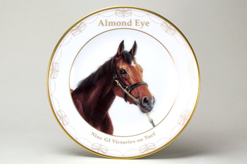 アーモンドアイ○メモリアルプレート○限定生産品○大倉陶園