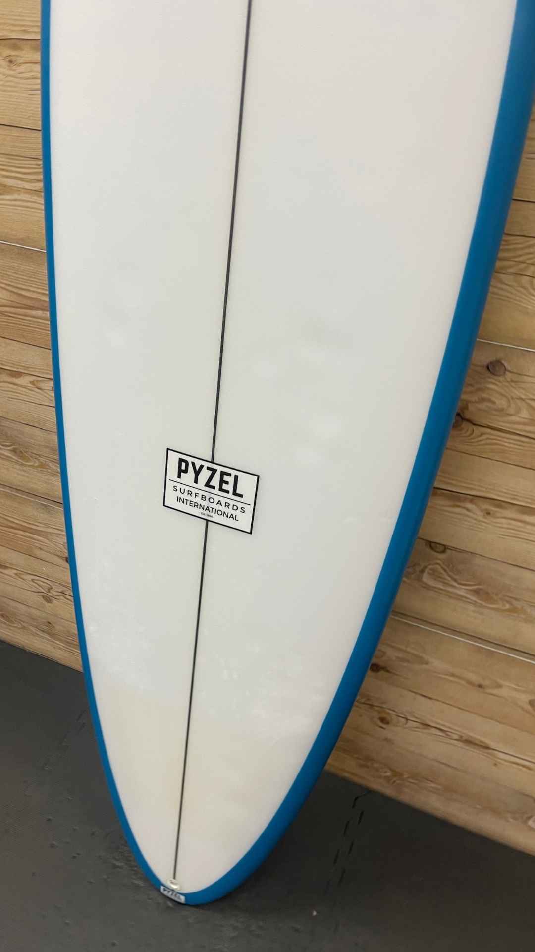pyzel-mid-length-crisis-3.jpg?