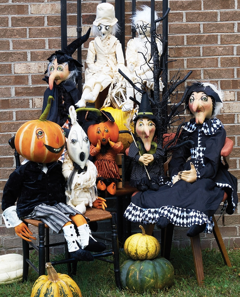 Beatrix Witch | Joe Spencer Halloween Dolls - TheHolidayBarn.com