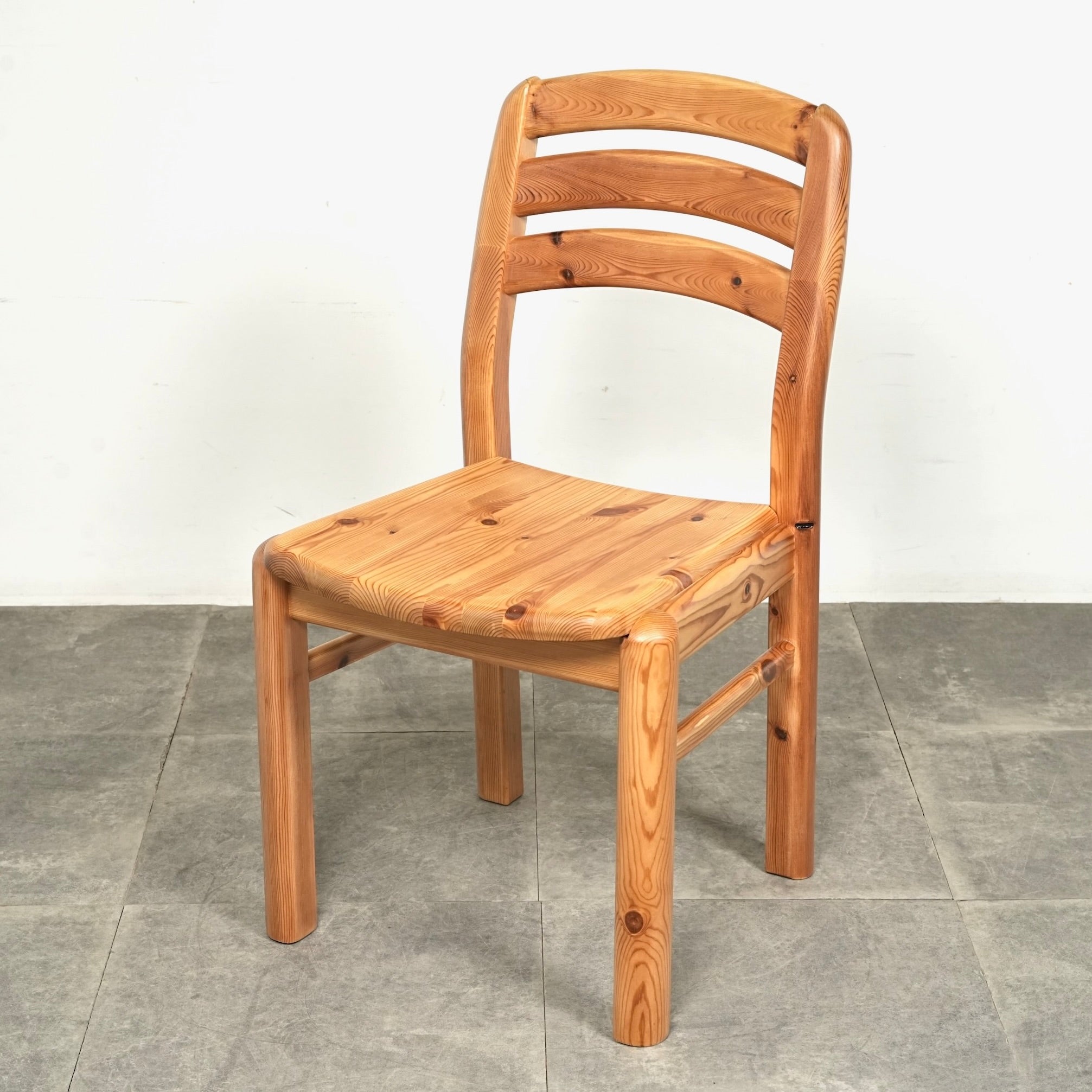 Dyrlund】ヴィンテージ ダイニングチェア – TIME HYPE