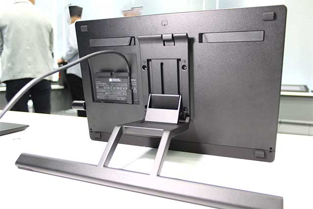 ワコム液晶ペンタブレット Wacom Cintiq 16 / 24 / 24 touch 6/26 発売