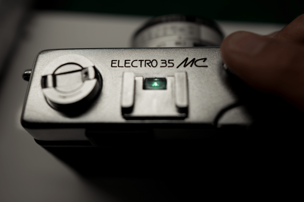 YASHICA ELECTRO 35 MC フィルムカメラ修理 | 東京カメラリペア