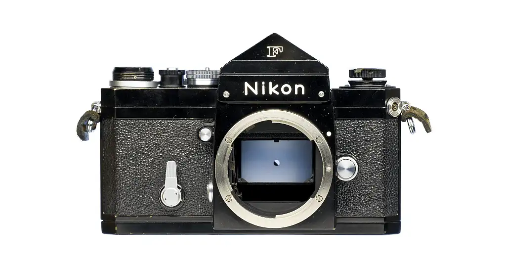 Nikon F アイレベル フィルムカメラ修理 | 東京カメラリペア