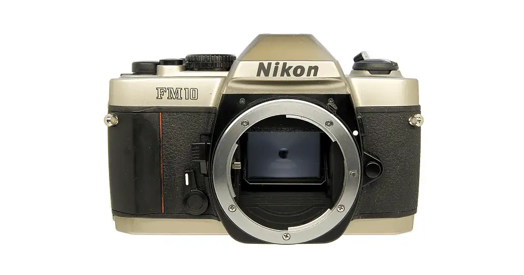 Nikon FM10 フィルムカメラ修理 | 東京カメラリペア