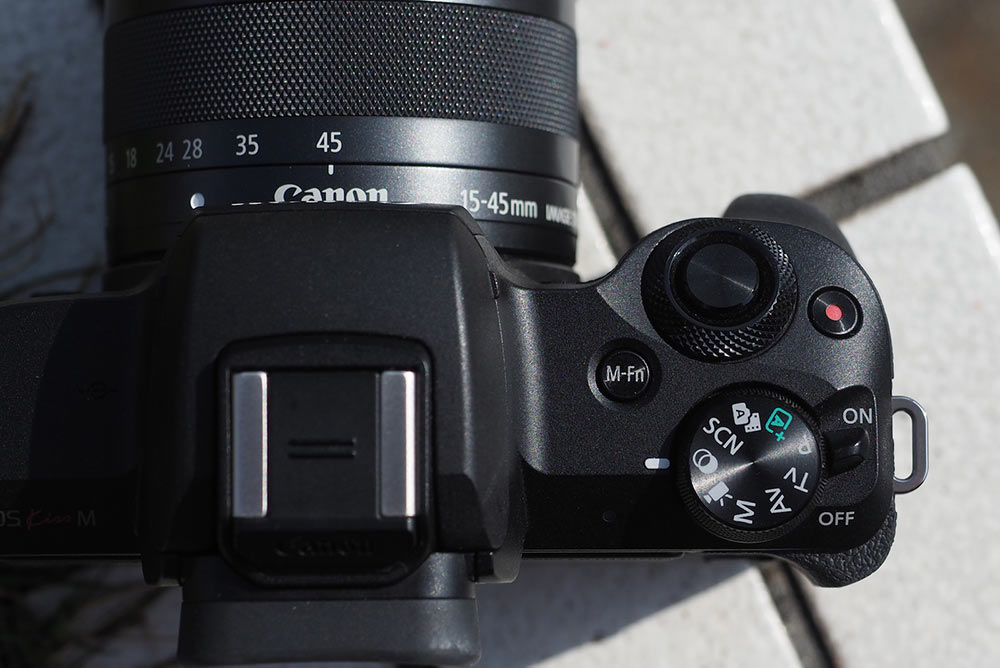 全レンズキット徹底レビュー】はじめてのデジタル一眼に最適なEOS Kiss