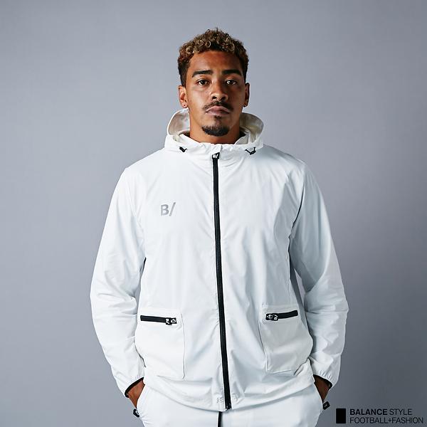 バランススタイルの「B/」から人気シリーズ「4WAY STRETCH」の新カラー登場