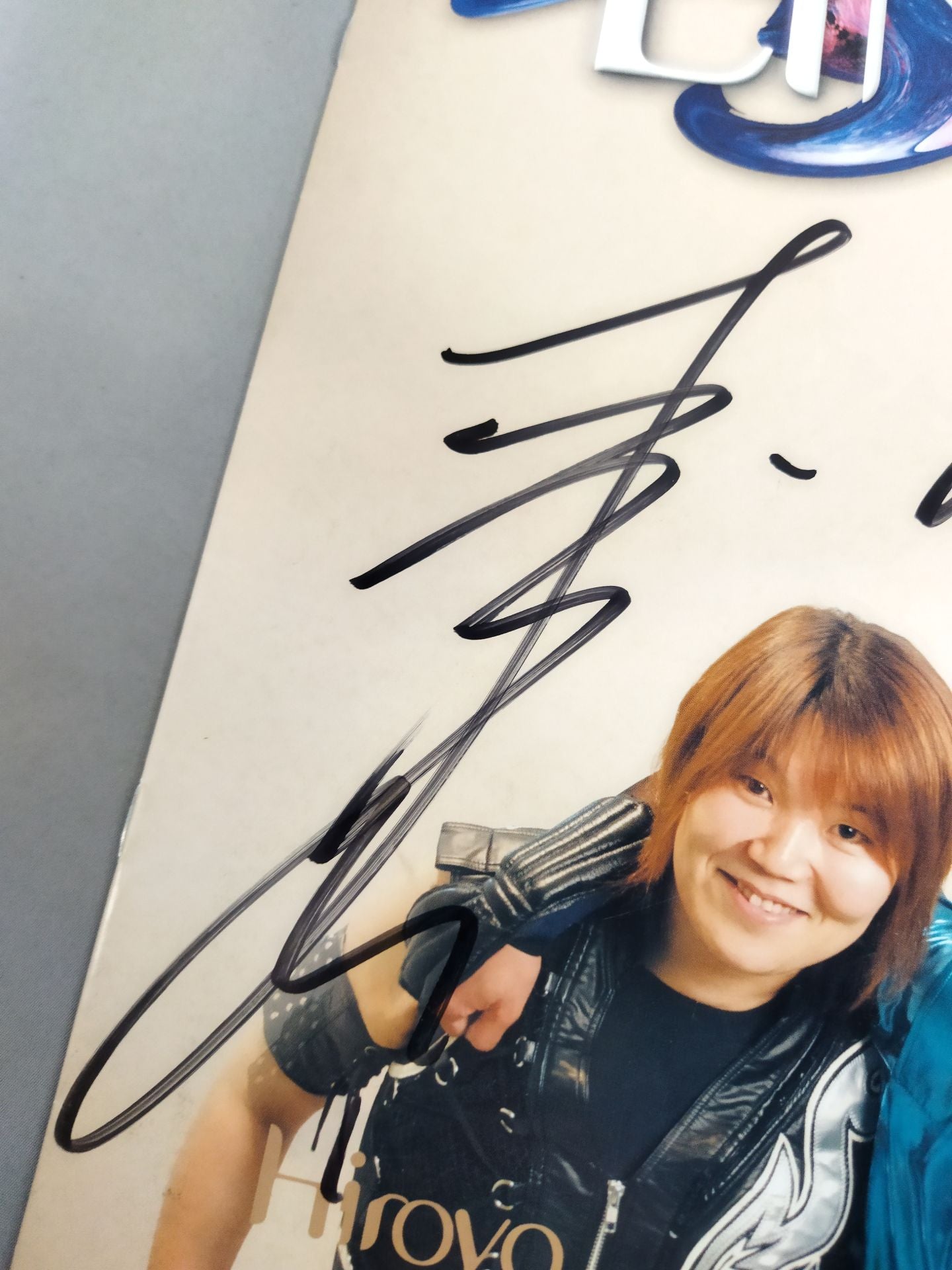 2選手直筆サイン入り】LINE 武藤浩代・救世忍者乱丸デビュー10周年記念