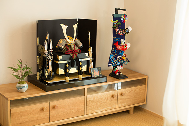 五月人形のなかでも人気はやっぱり「兜飾り」 | 人形の東玉