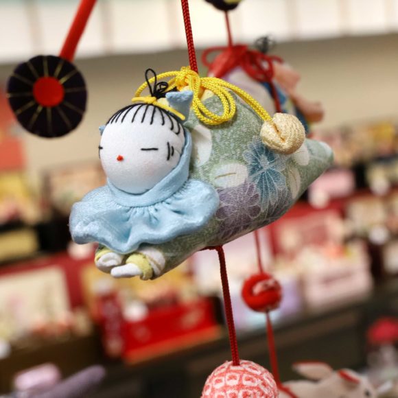 絢爛豪華！七段飾り十五人揃 | 人形の東玉