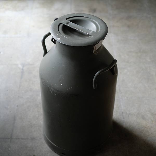 スウェーデン軍 ミルク缶 – zakka store towi