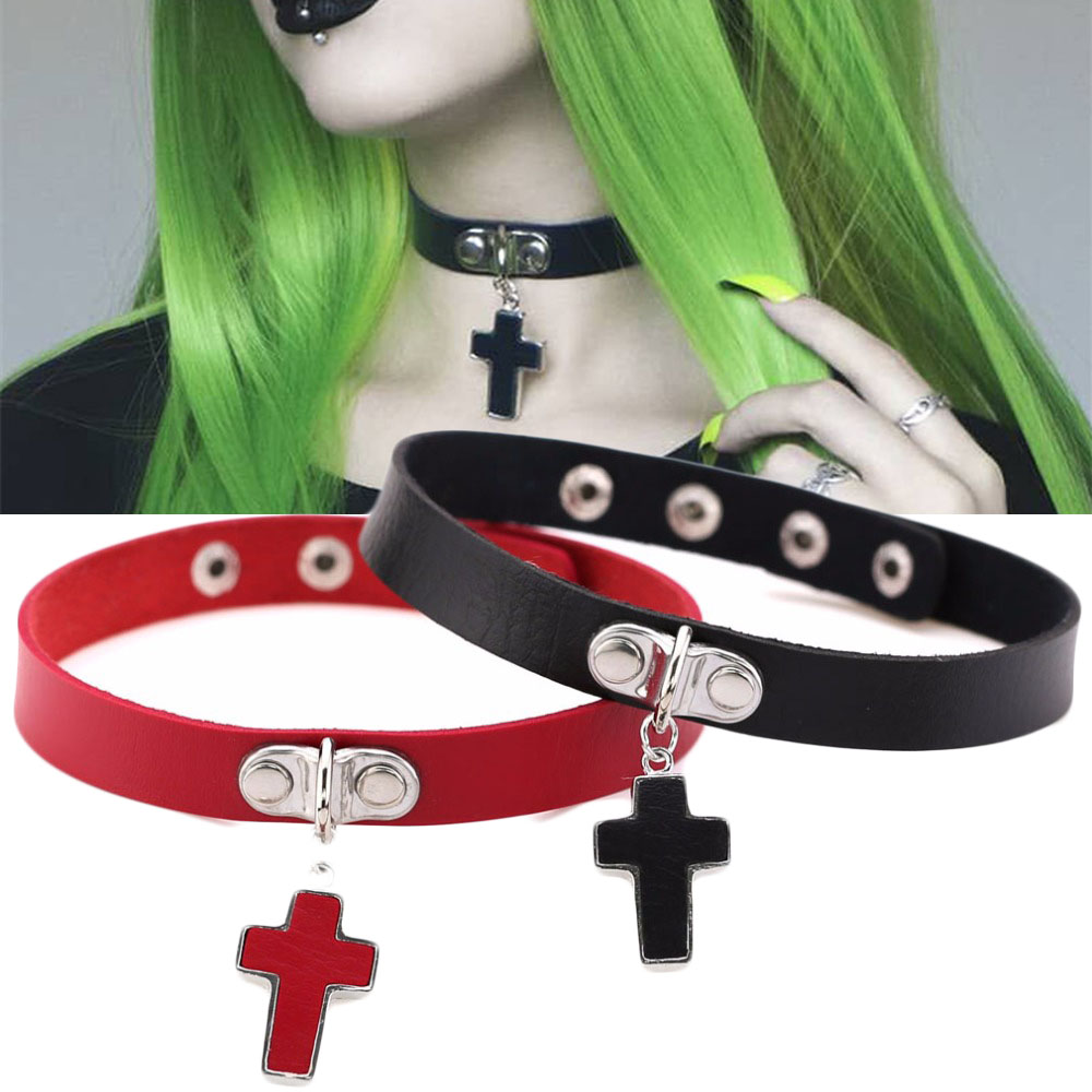 楽天市場】クロスチャームレザーチョーカー ボンデージ風 十字架