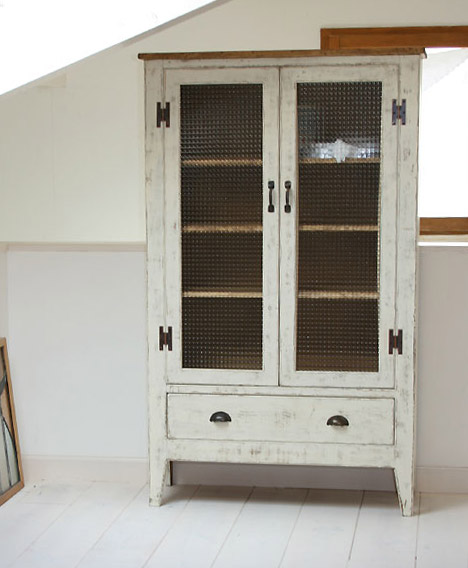 楽天市場】キャビネット ガラス 扉 リビング キッチン 木製 飾り棚