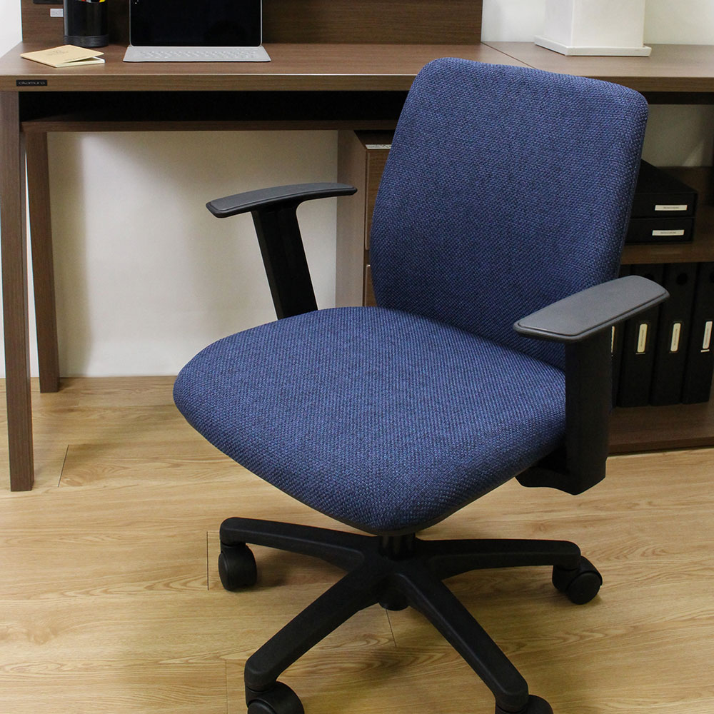 楽天市場】オカムラ ノーム オフィスチェア コンパクト 可動肘付き