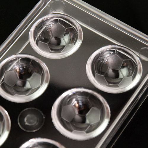 サッカーボールと笛のチョコレートモルド 楽天市場】チョコレート型