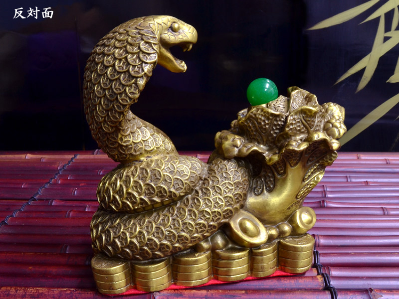 楽天市場】蛇の置物 銅製招財金コブラ（白菜百歳） : 中国貿易CTC