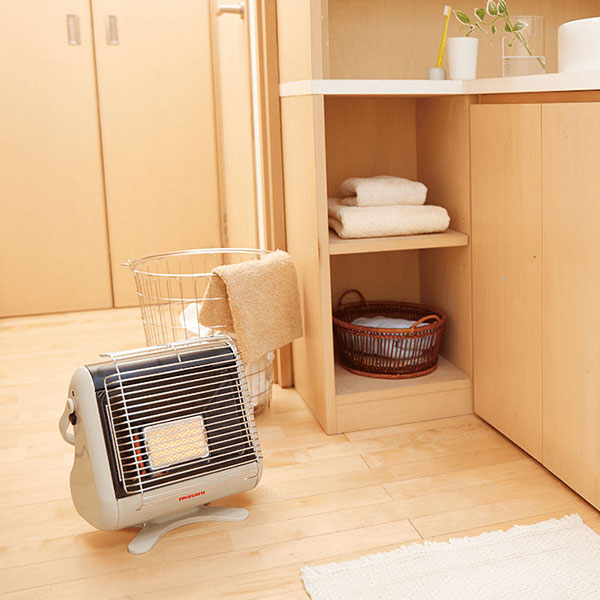 楽天市場】携帯ガスストーブ（カセットガス9本セット）イワタニ