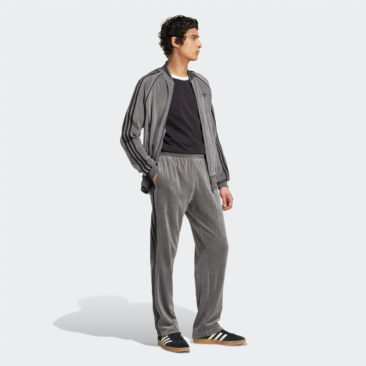 楽天市場】アディダス ベロア スーパースター ジャージ SST アディ