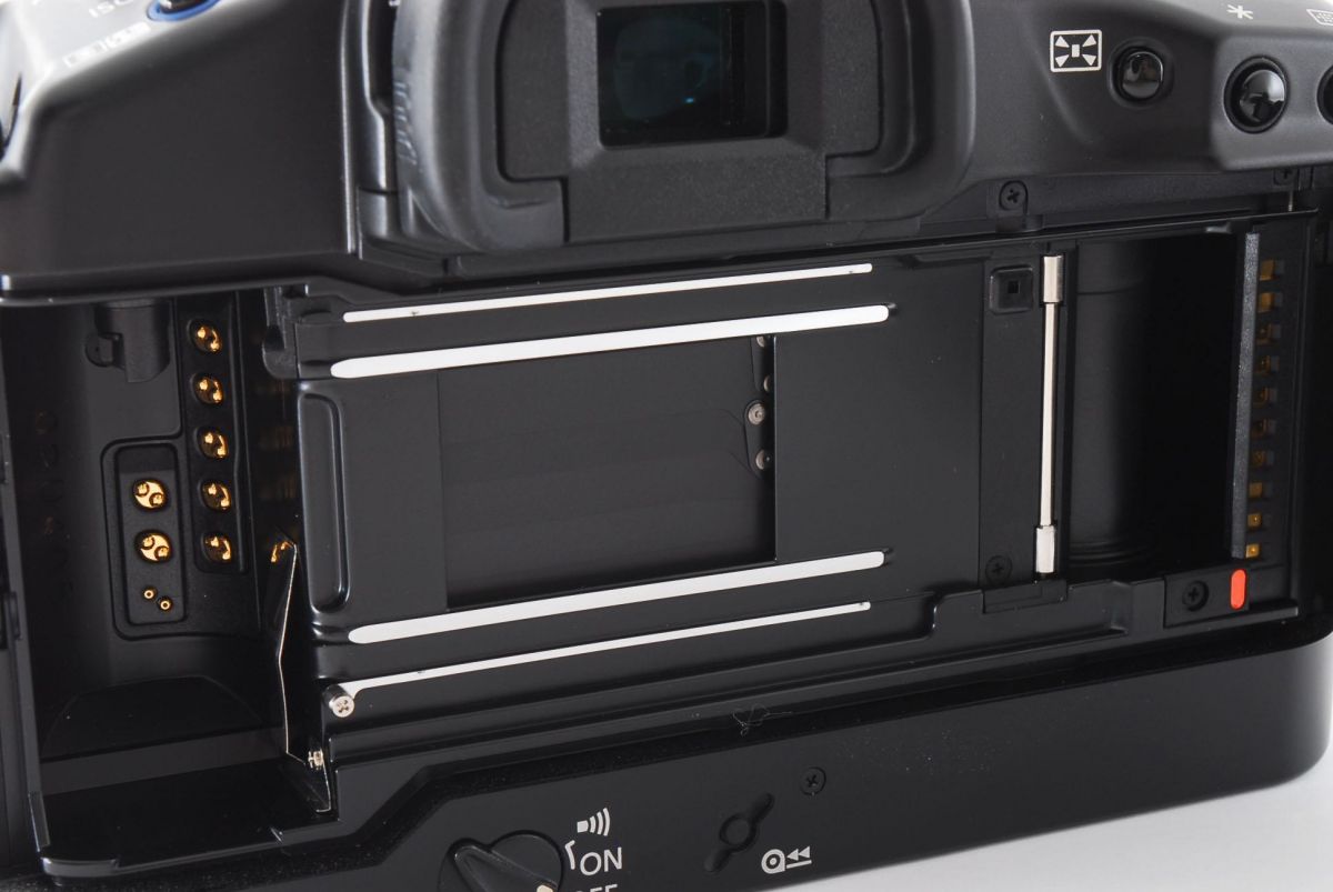 楽天市場】【中古】キヤノン Canon EOS-1V ボディ 一眼レフフィルム