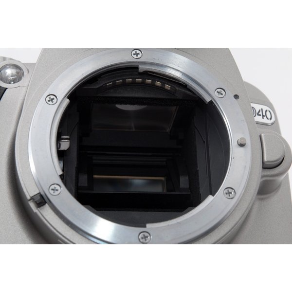 楽天市場】【中古】ニコン Nikon D40 ダブルズームセット シルバー 美