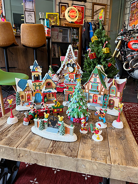 楽天市場】ディズニー クリスマスヴィレッジ 豪華13点セット