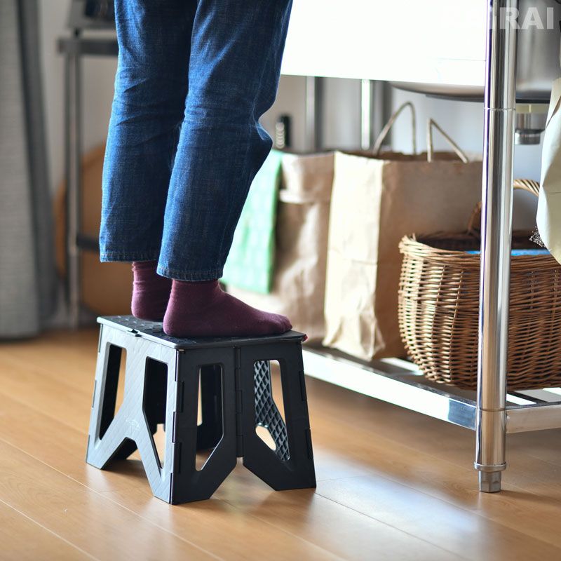 楽天市場】長谷川工業 デスタ カーボン樹脂製 コンパクト 踏台