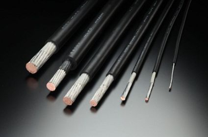 楽天市場】1mより切断OK ☆新品☆プロテリアル（日立） 600V MLFC