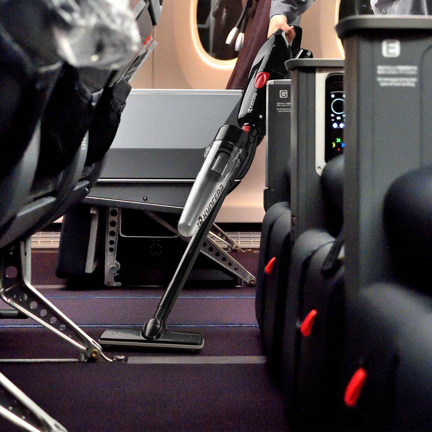 楽天市場】京セラインダストリアルツールズ 充電式クリーナー