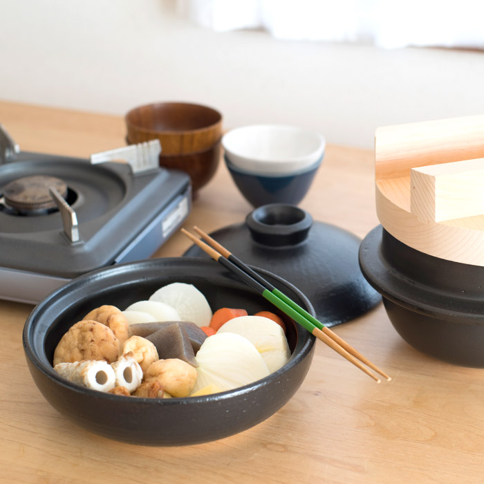 楽天市場】土鍋 【特典付き】 日常茶飯器 黒 7．5号平鍋（持ち手なし